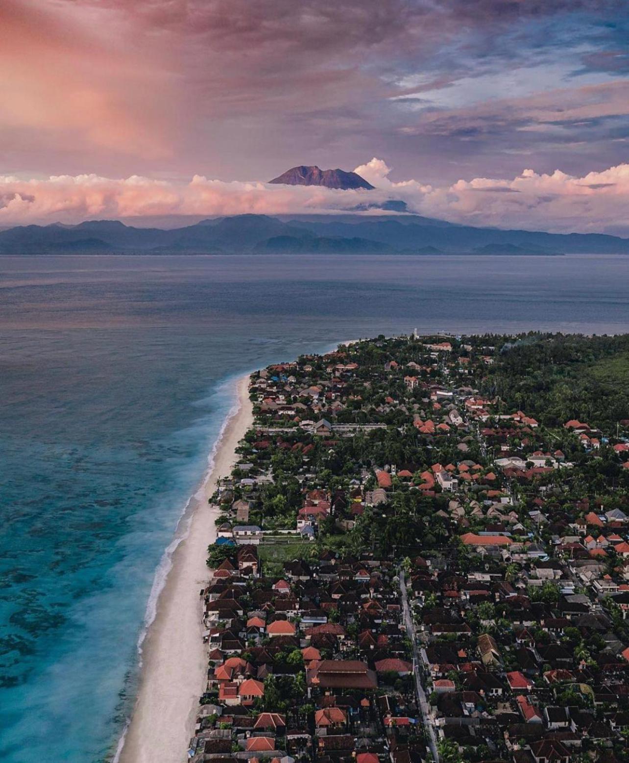 Отель Dmas Huts Lembongan Экстерьер фото